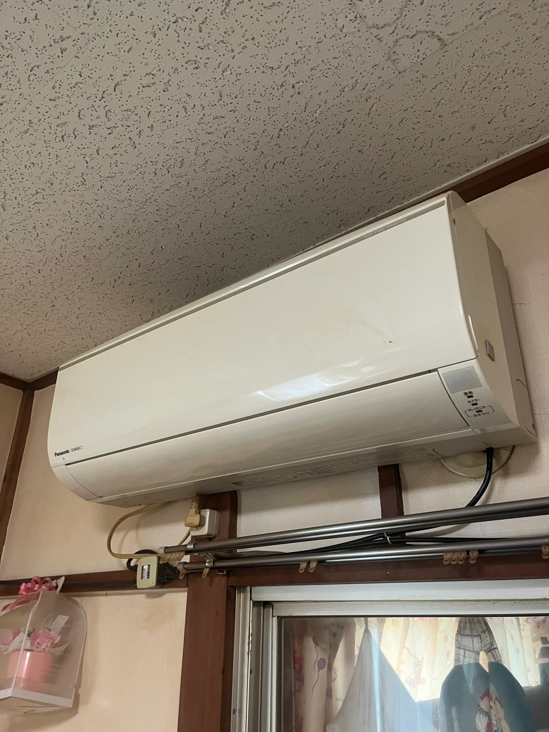 エアコン取付　施工後の様子