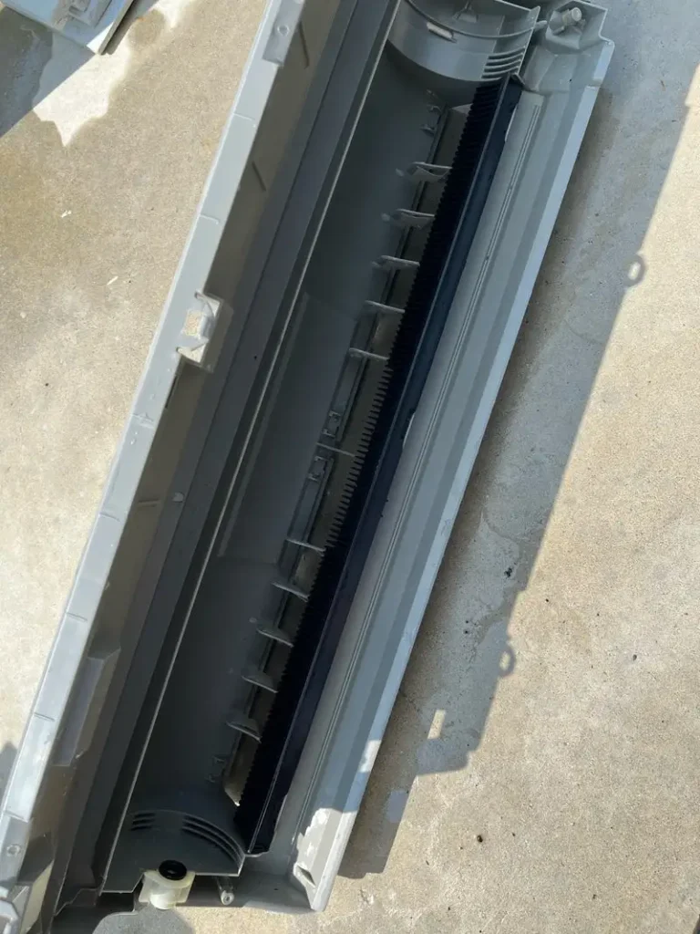 エアコン完全分解洗浄後の様子