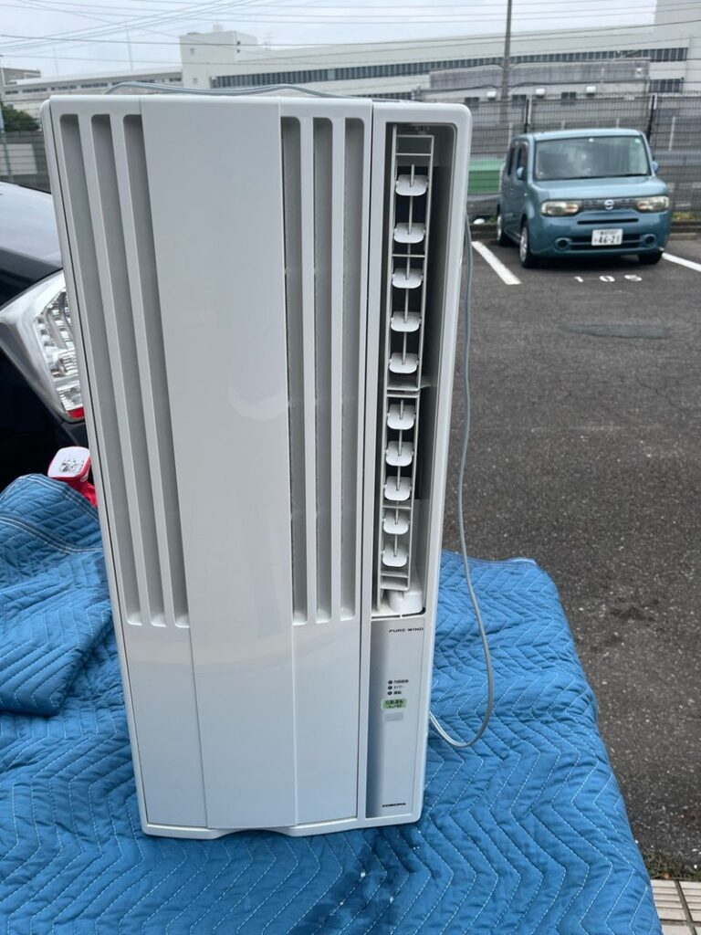 窓用エアコン本体の外観